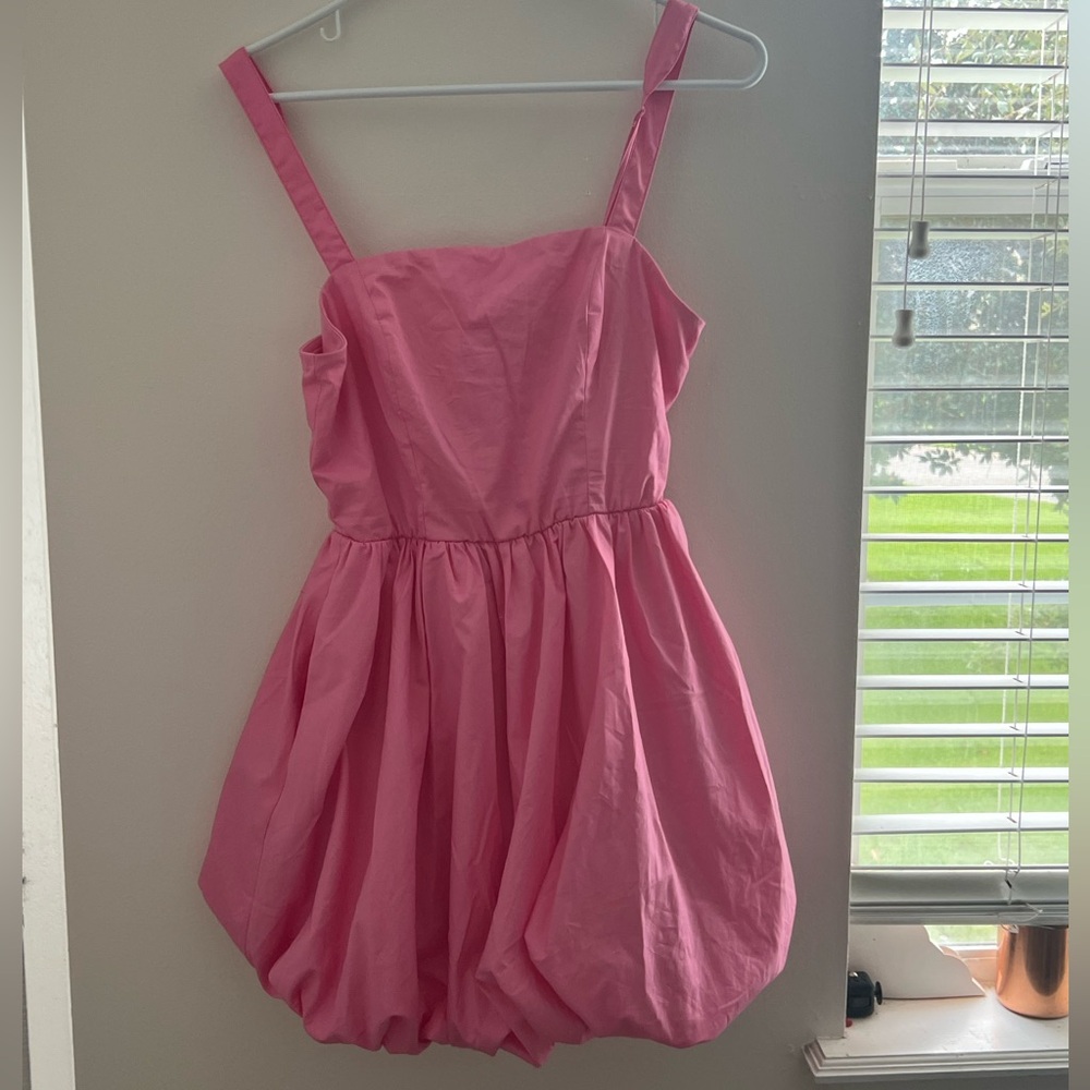 Pink Bubble hem dress size medium